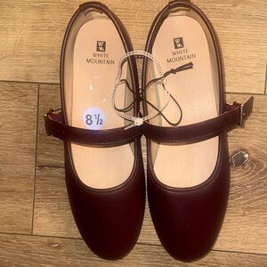 White Mountain Mary Jane Flats Size 8.5 NWOT
